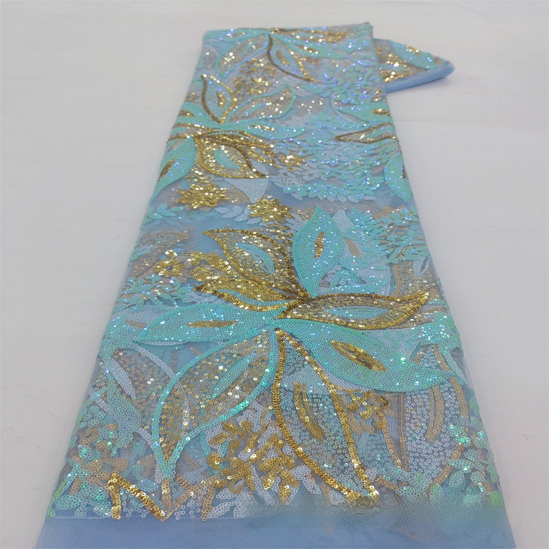 La scène de mariage et les robes de mariée Feature Rainbow-vert Tissu brodé