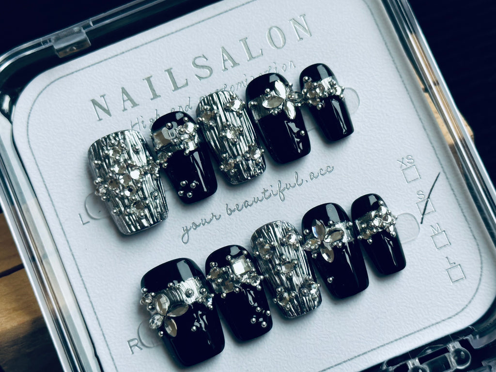 Appuyez sur les ongles T076