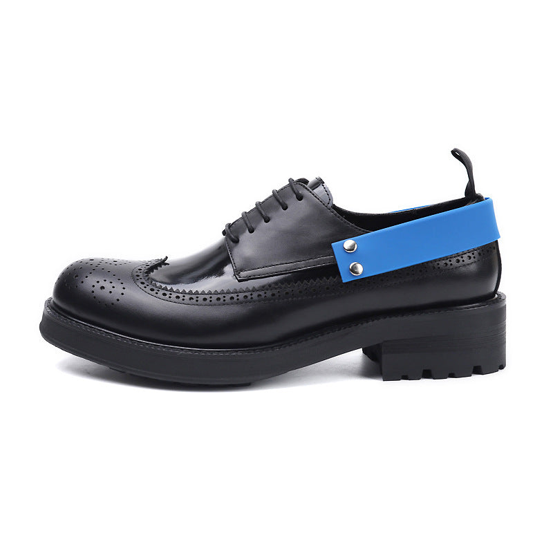 Chaussures en cuir fabriquées à la main avec une semelle épaisse pour plus de hauteur