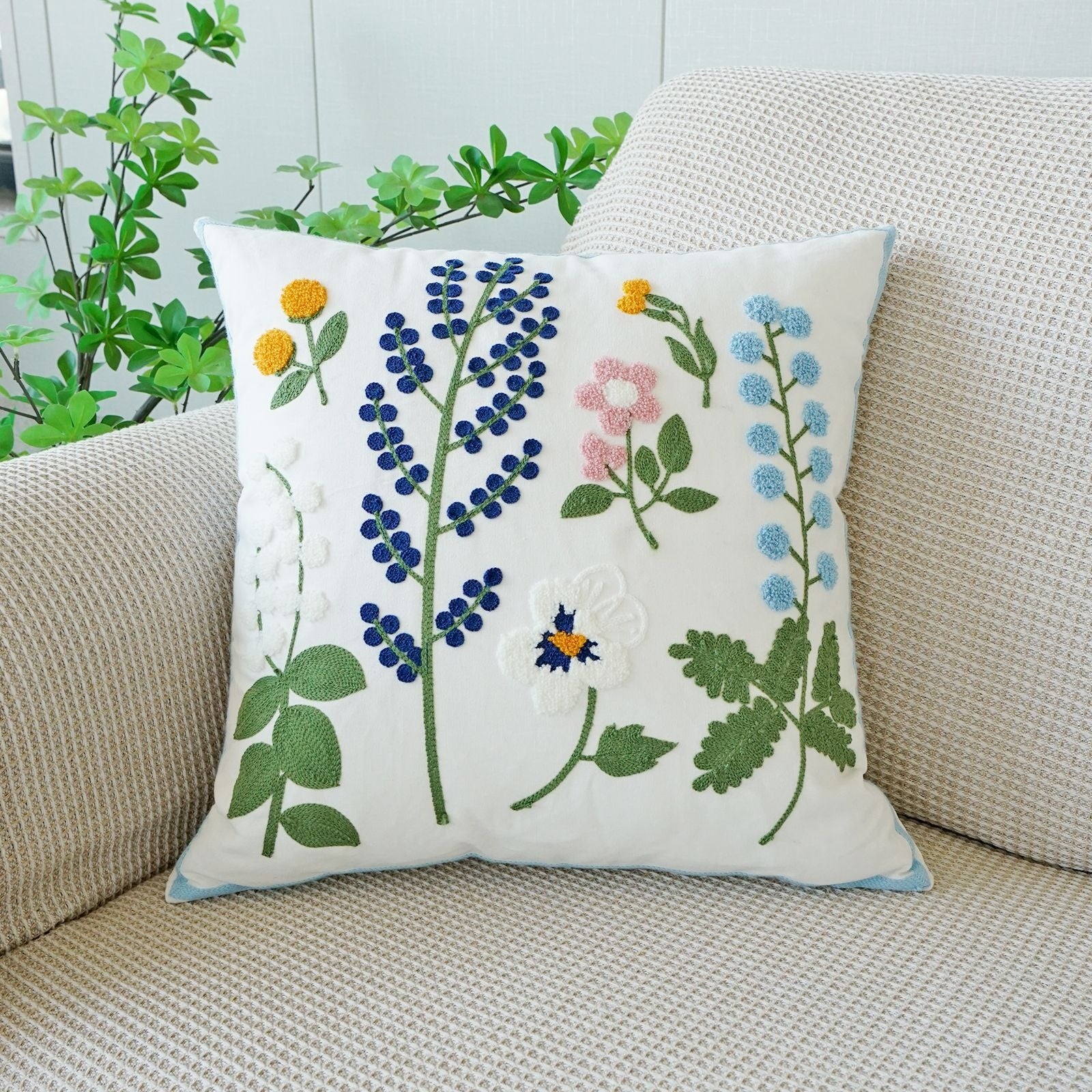Coussin floral brodé de style pastoral pour canapé salon