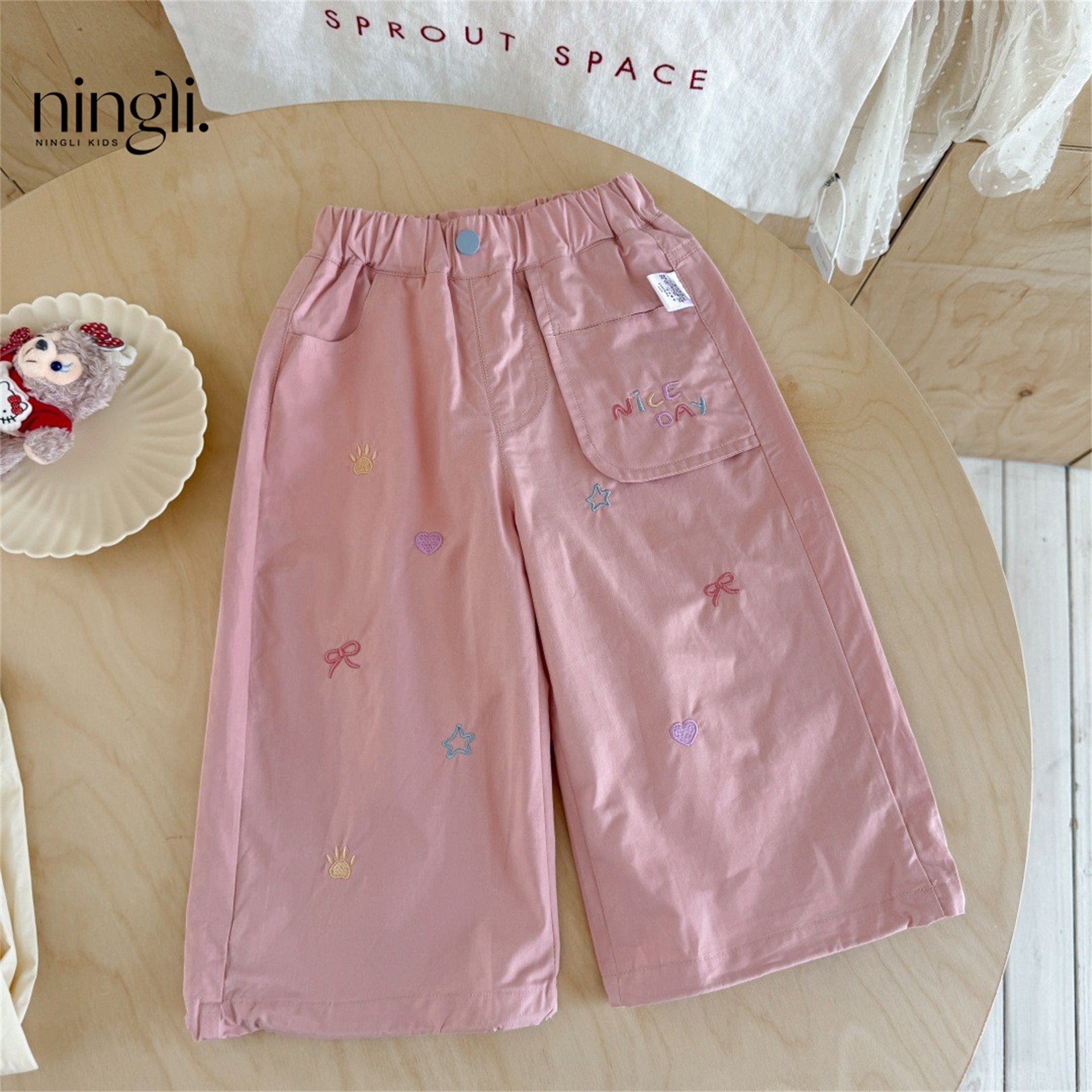 Vêtements de travail pour filles Pantalons pour enfants style occidental et mode