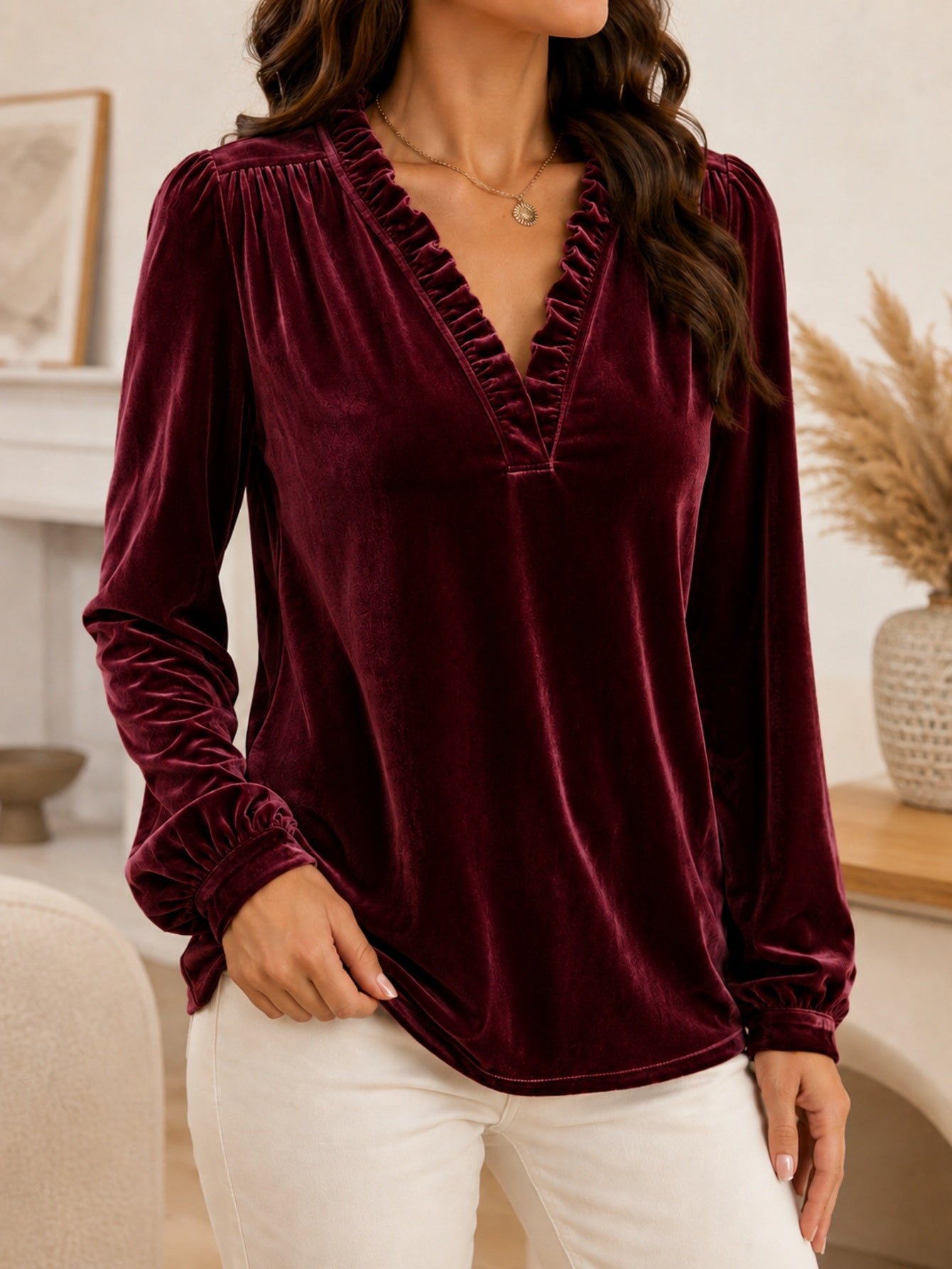 Blouse à manches longues à col en V à bords volants