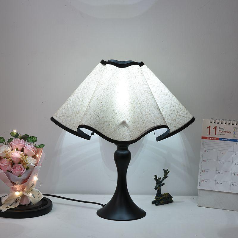 Parapluie de pétale pliant de style Instagram lampe de table vintage haut de gamme décoratif lumière de nuit