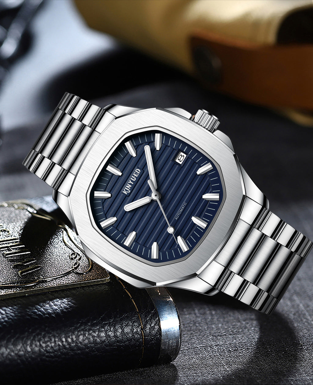 Montre mécanique automatique lumineuse pour hommes