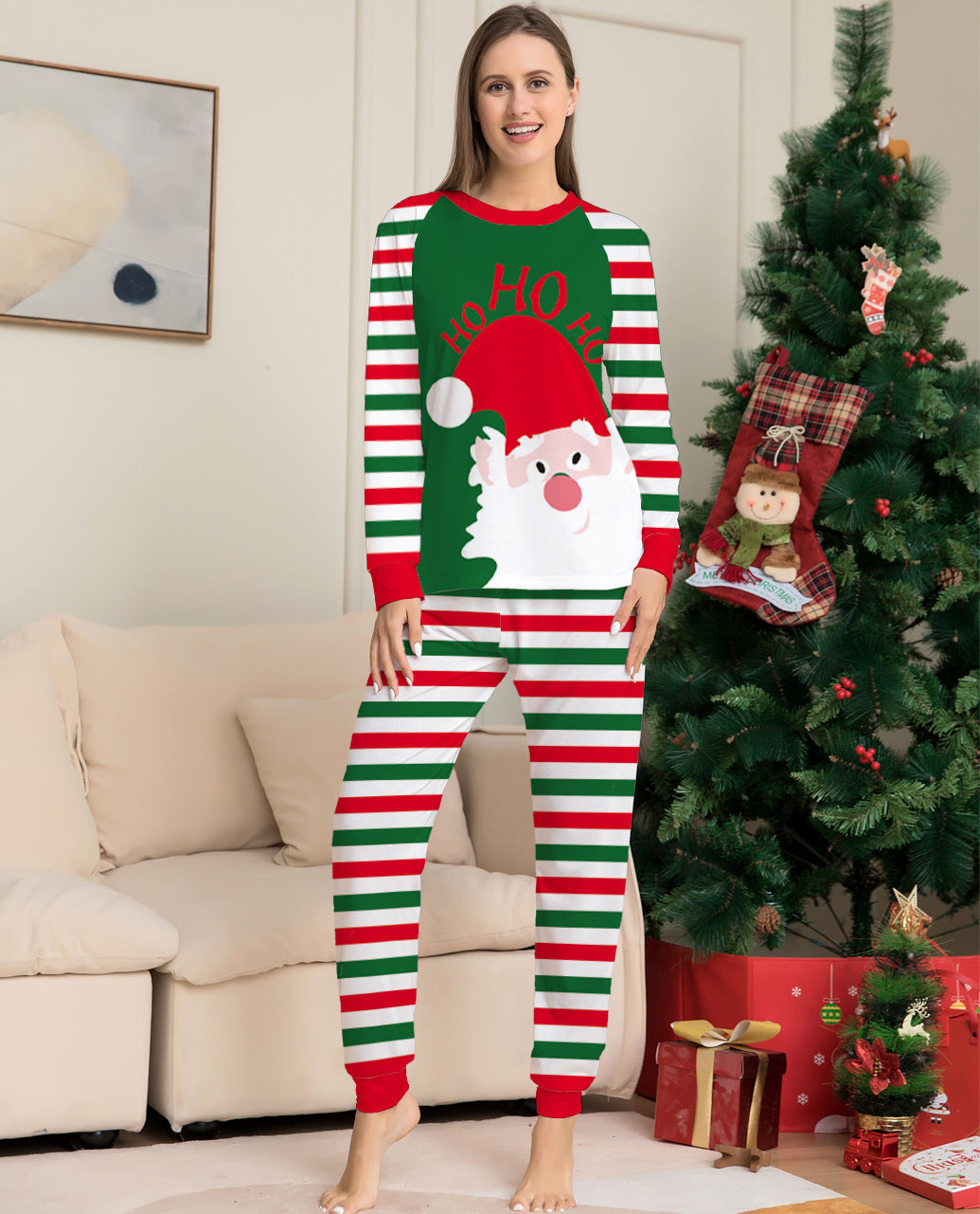 Vieux homme rayé de Noël soins à domicile Pajamas