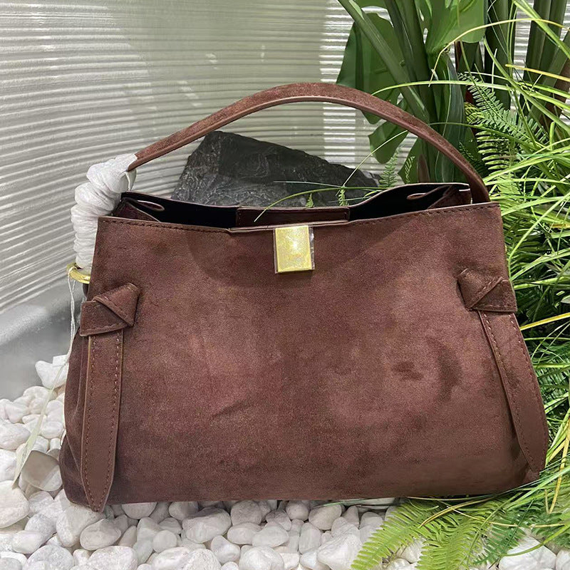 Sac à main Fleece Potsticker Sac en papier haut de gamme Petit véhicule Fleece Sac à main pour femmes Messeng