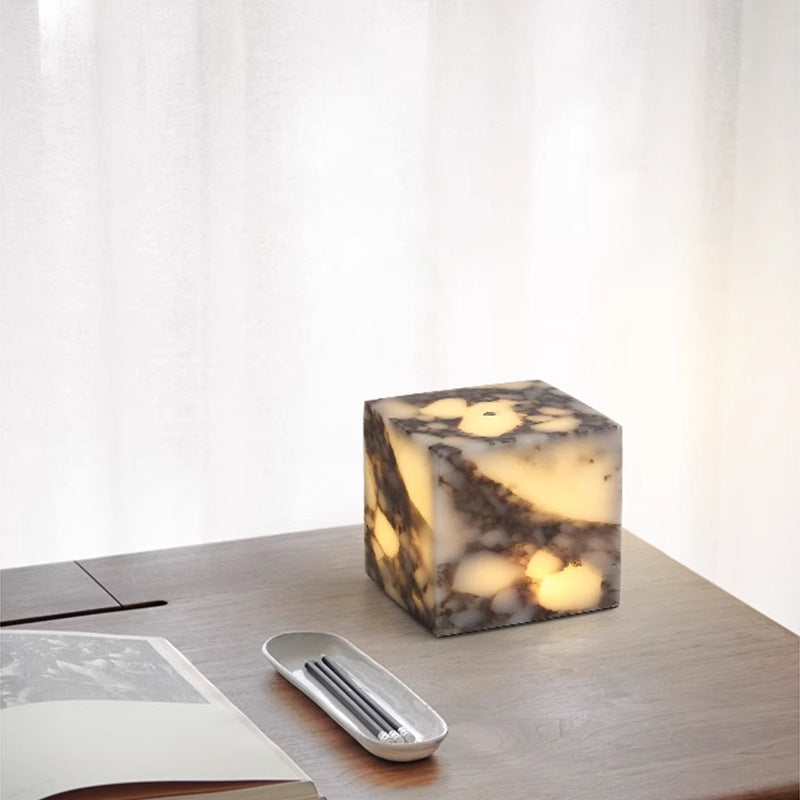 Lampe de table personnalisée en marbre personnalisé