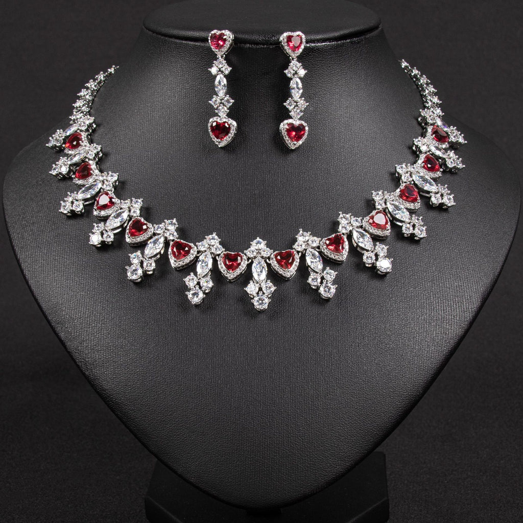 Collier et boucles d'oreilles personnalisés et créatifs pour les femmes