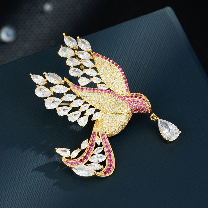 Fashionnable Légèrement Luxurious Micro-Paved Zircon Bird Brooch