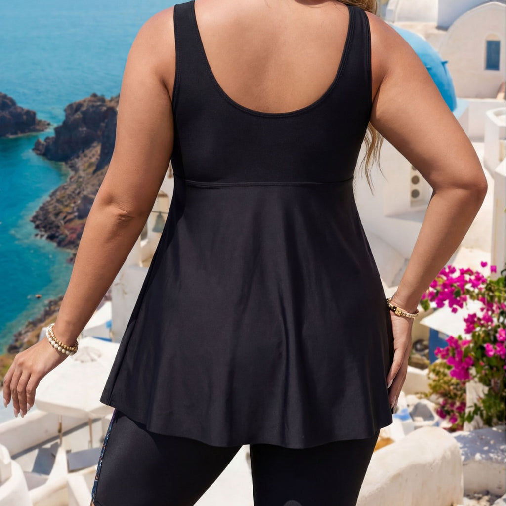Maillot de bain deux-pièces avec une jupe
