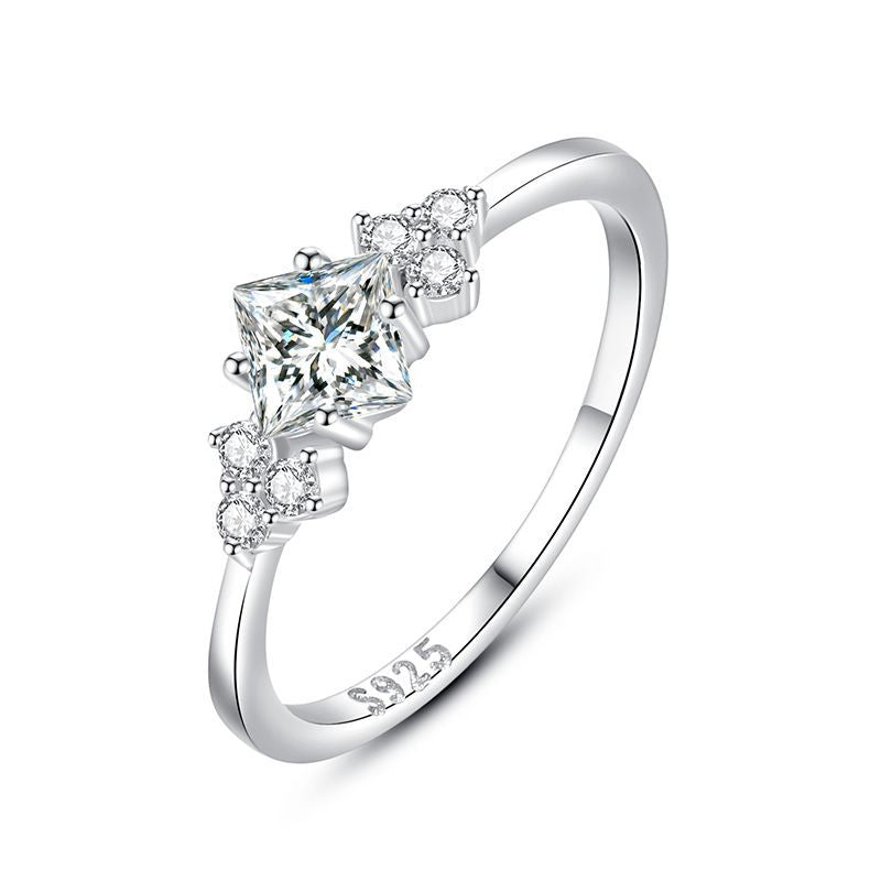 S925 Argent Anneau Femme Japonaise et Coréenne Simple Light Luxury Zircon