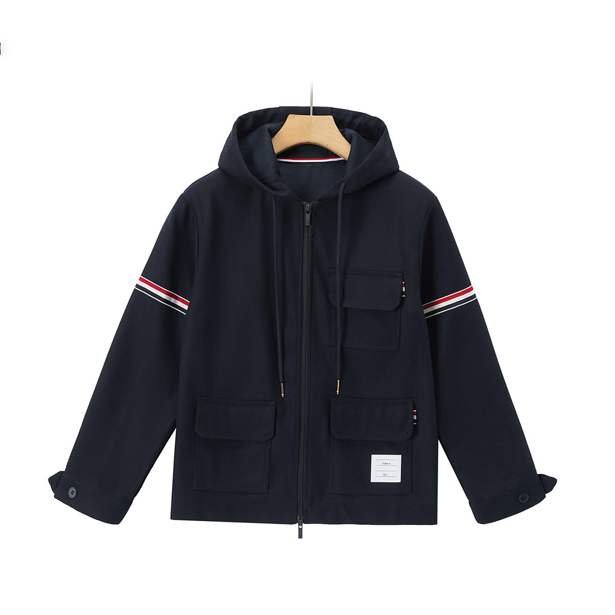 Mens gris printempsautomne manteau avec rouge et blanc rayures Webbing et plusieurs poches