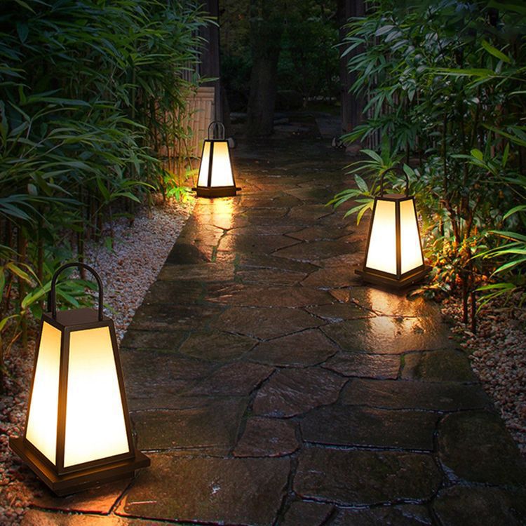 Lampe de cour miniature de style japonais à propulsion solaire