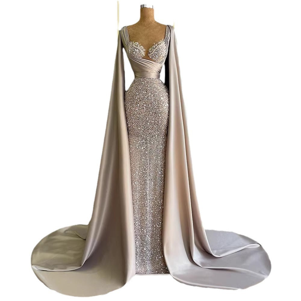 High-end women's dress with a sense of design