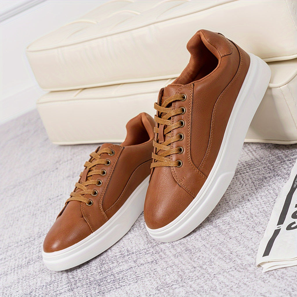 Sneakers en cuir polyvalent pour hommes