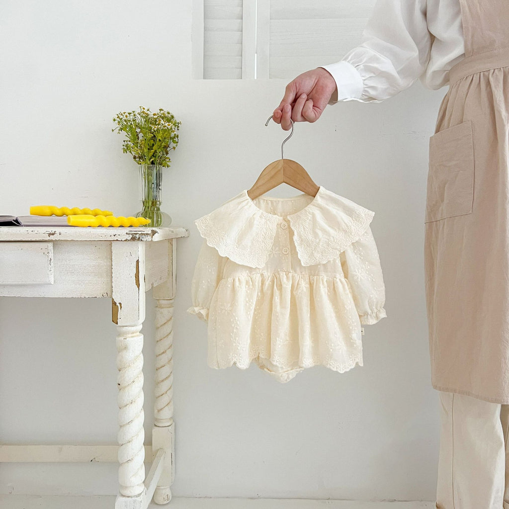 Dentelle brodée Collier Manches longues Maillots de bébé Gown