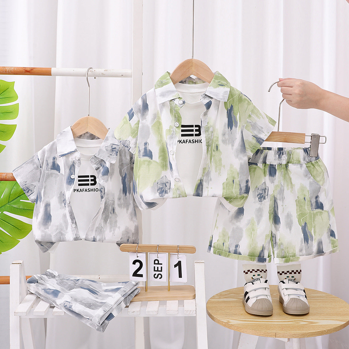 Top et pantalons à manches courtes pour garçons