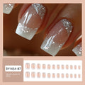 24 pièces d'ongle de mode carrée courte polonais avec bords blancs