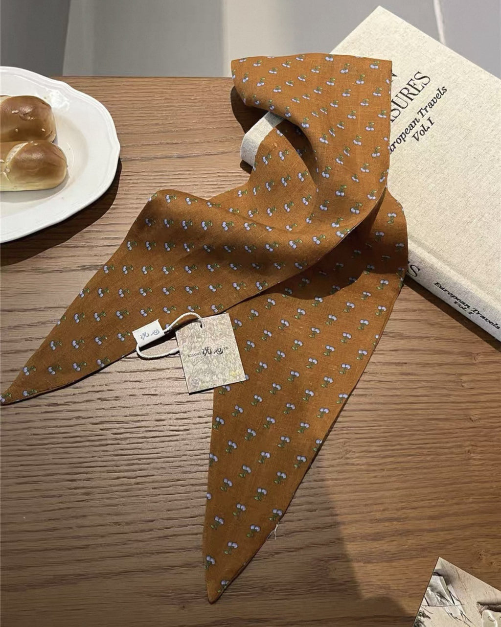 Écharpe de cou de style vintage chic polyvalente