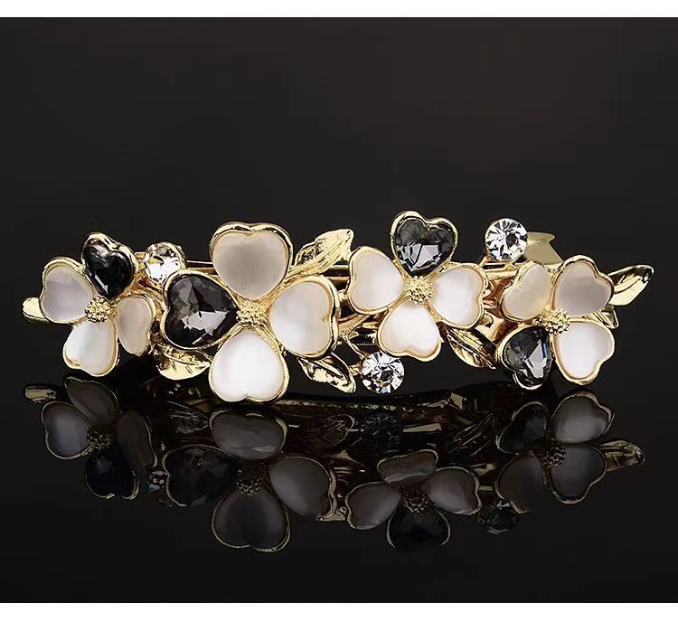 Gros et petits clips de printemps de style coréen avec des Strass
