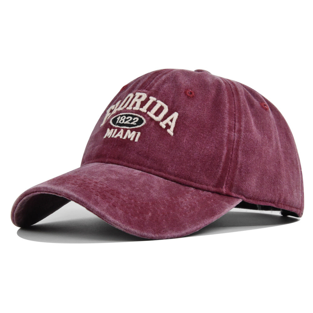 Casquette de baseball brodée versatile rétro