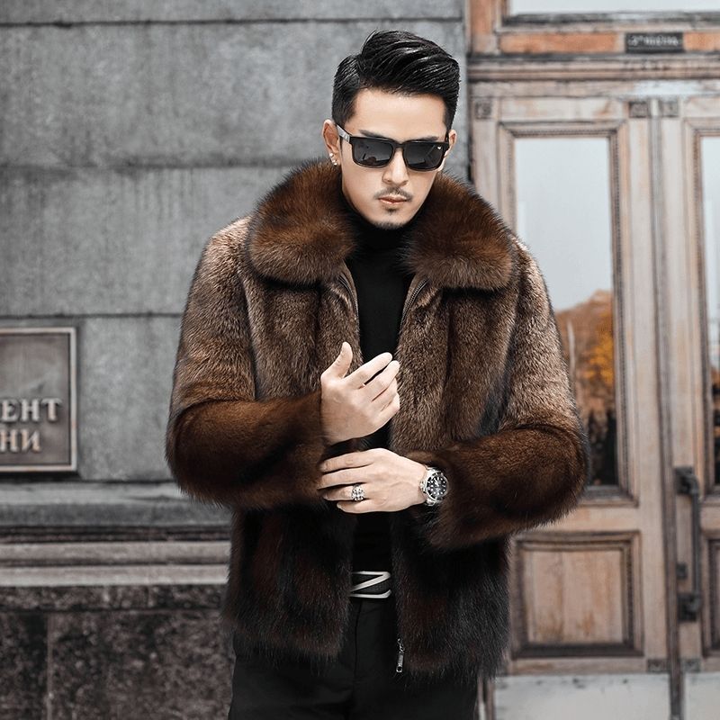 Manteau de fourrure de renard épais