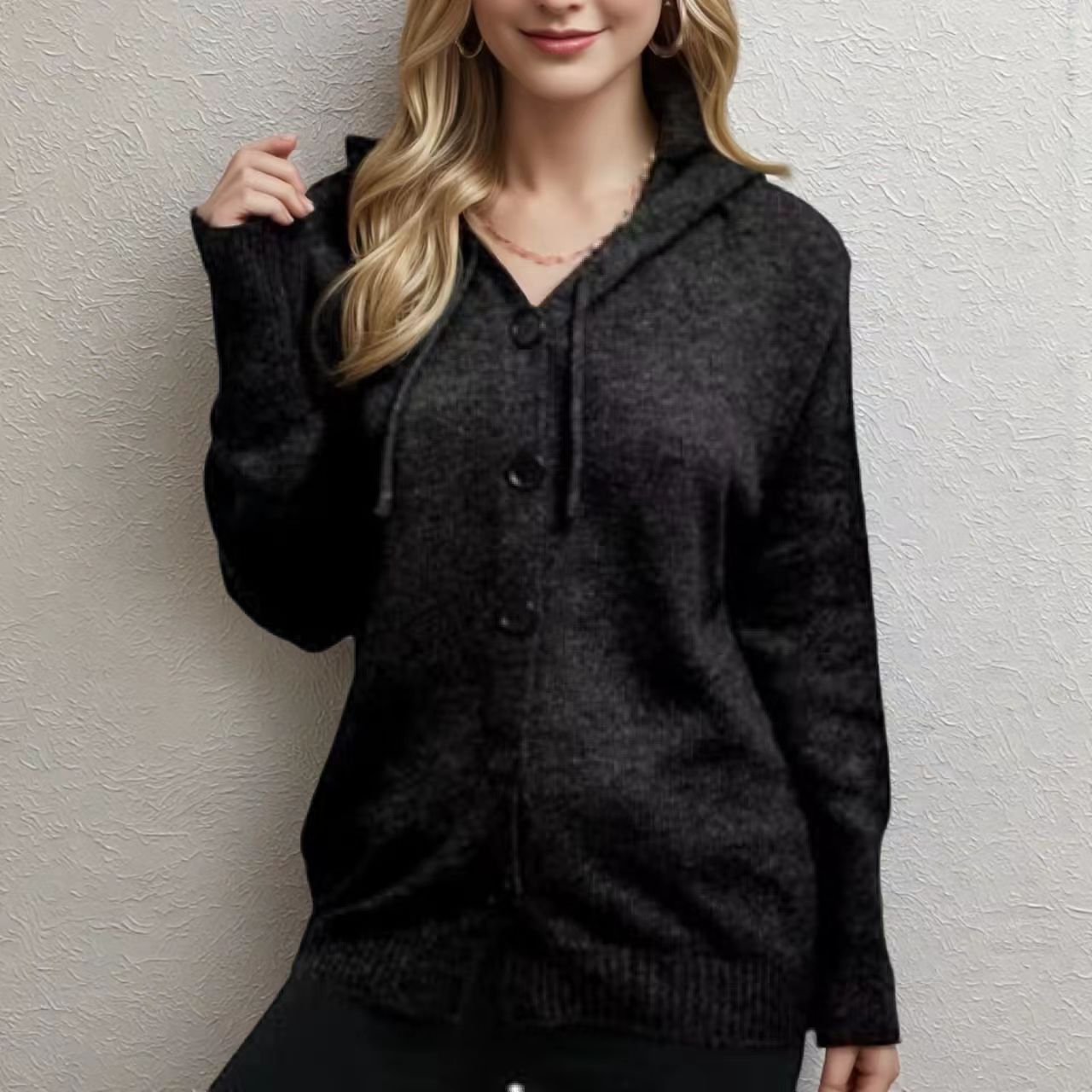 Chemise à capuche à tête unique en couleur V pour femmes
