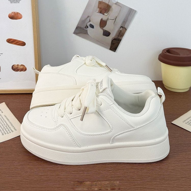 Style de sneakers blancs pour femmes