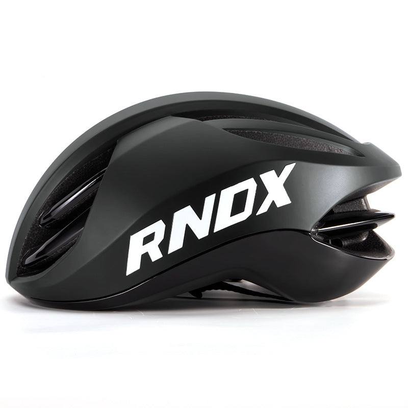 Casque de protection respirant en une seule pièce