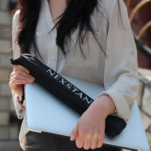 Support d'ordinateur de bureau portatif et pliable