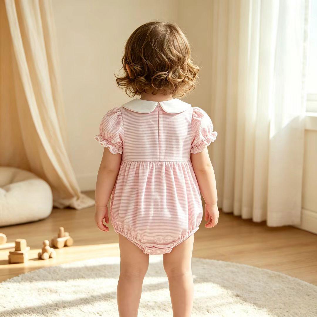 Coussin à manches en dentelle pour bébé fille