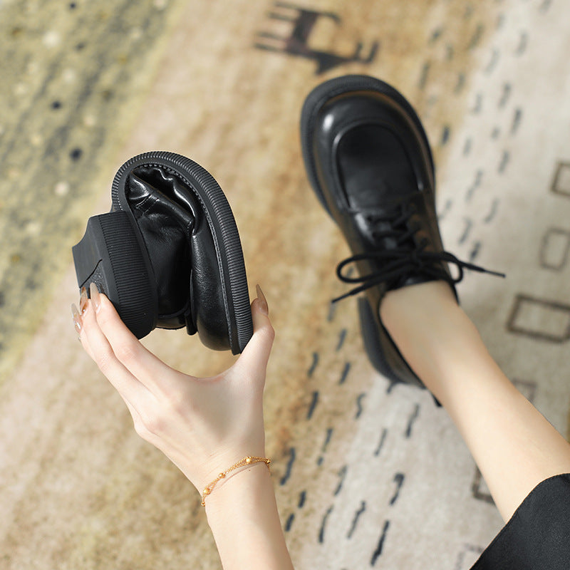 Chaussures polyvalentes en cuir souple de style britannique pour femmes