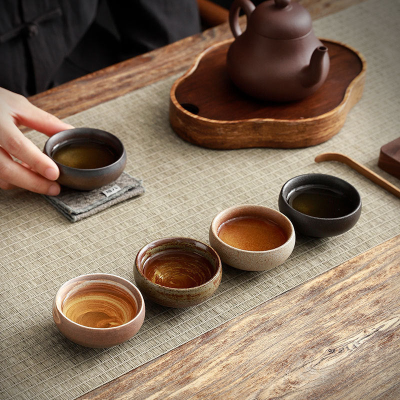 Porcelaine Tea Tasting Cup Suit Stoneware Kunn Baigné Cinq couleurs Tea Cup Boîte cadeau