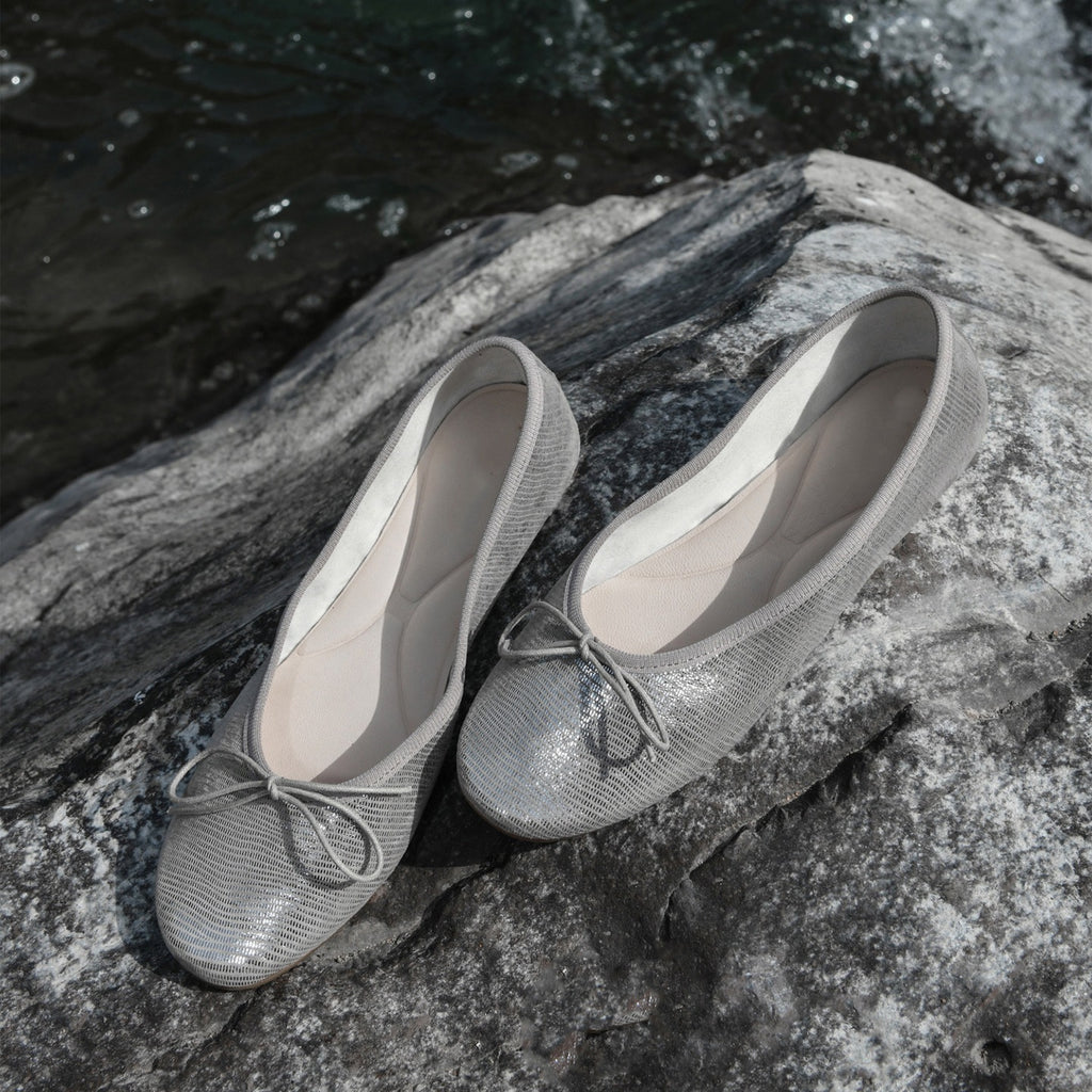 Chaussures plates polyvalentes pour femmes à nœuds d'eau