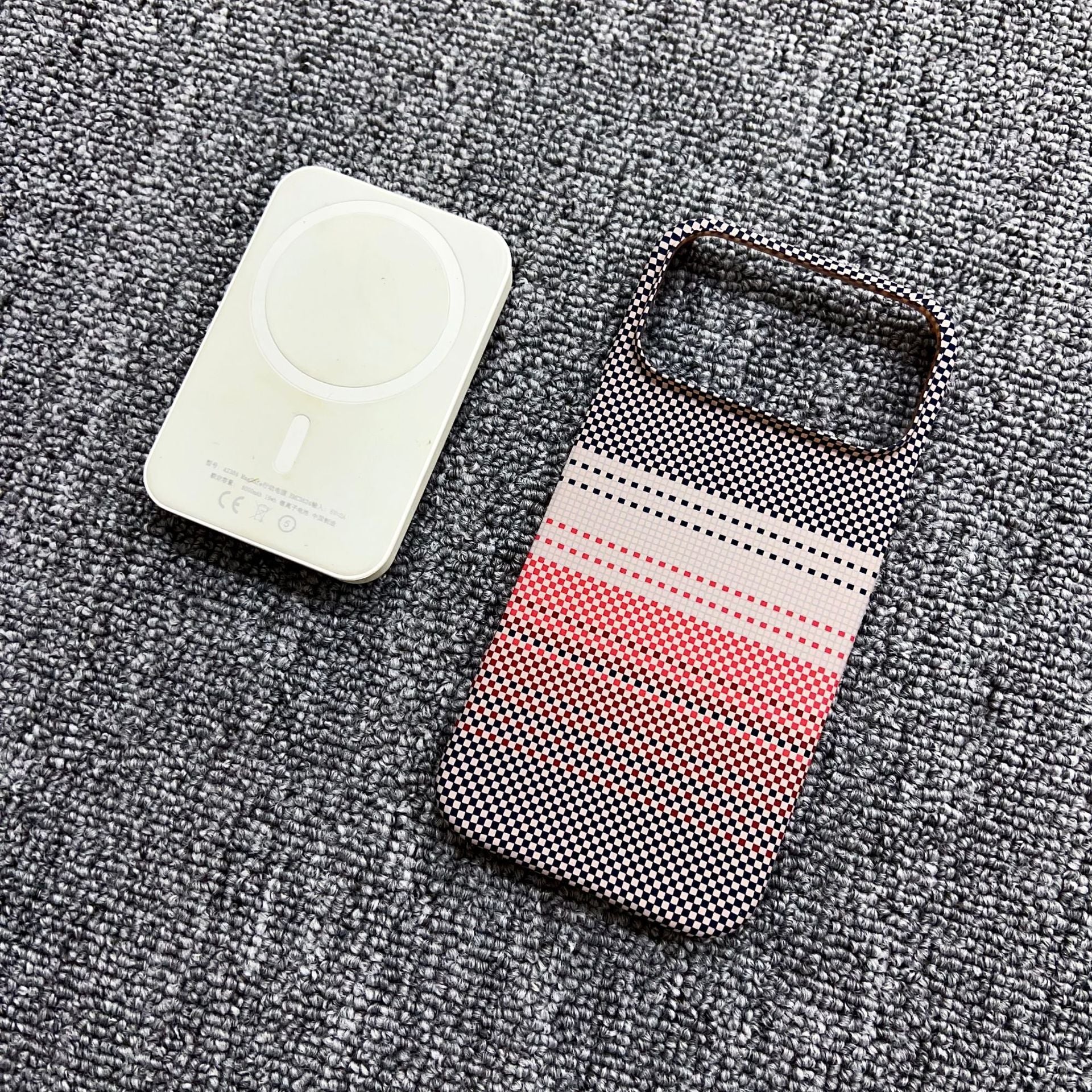 Boîtier de téléphone magnétique en fibre de carbone Kevlar