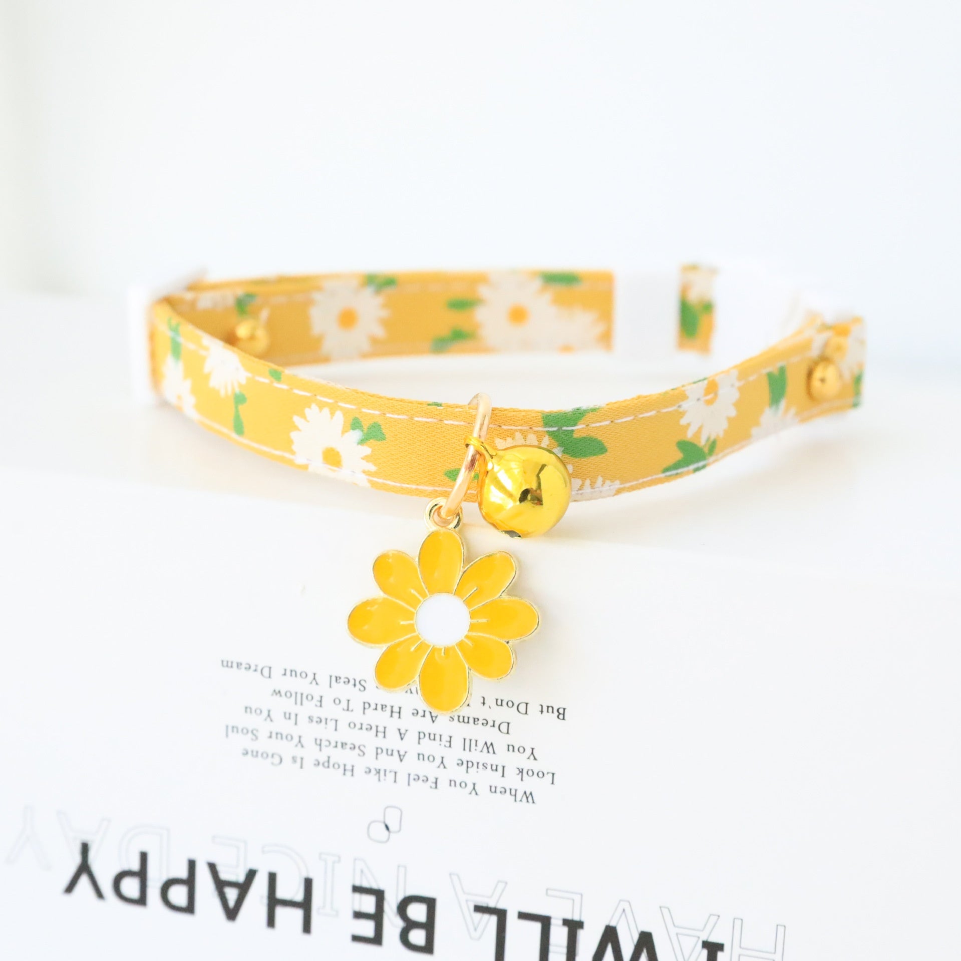 Accessoire de collier de sécurité de cloche de chaton et de chien