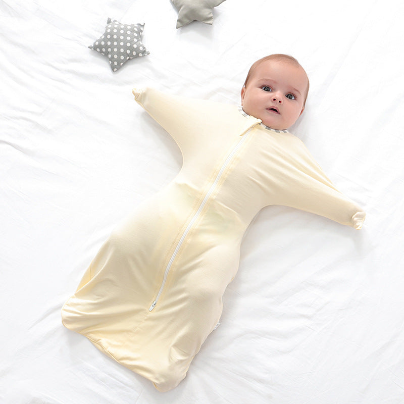 Bébé Rendez-vous Swafling bébé respirant