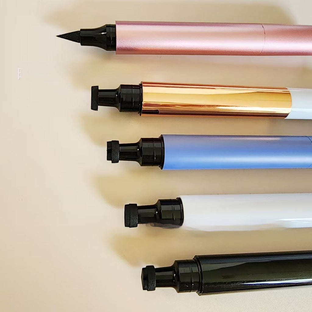 Neutre sans logo Seal Liquid Eyeliner Face Stars Photo de coeur