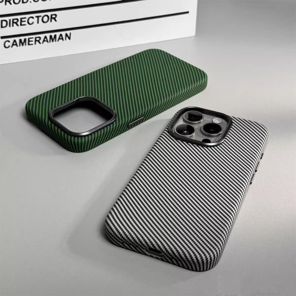 Applicable fibre de carbone grain magnétique absorbant en cuir boîtier de téléphone léger Twill protection