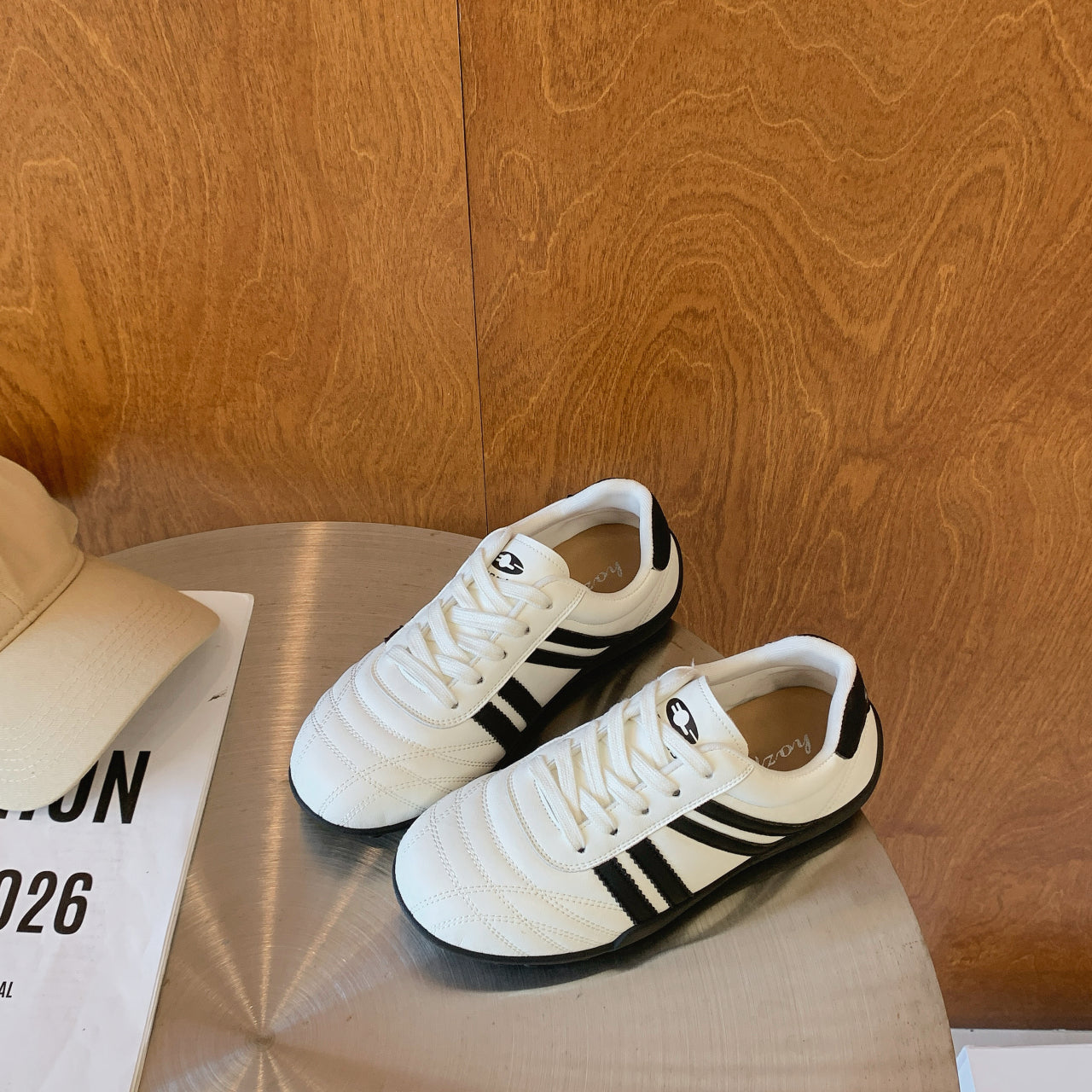 Vente Sneakers d'entraînement allemand Femmes Été Versatile Blanc Chaussures Casual léger Fla