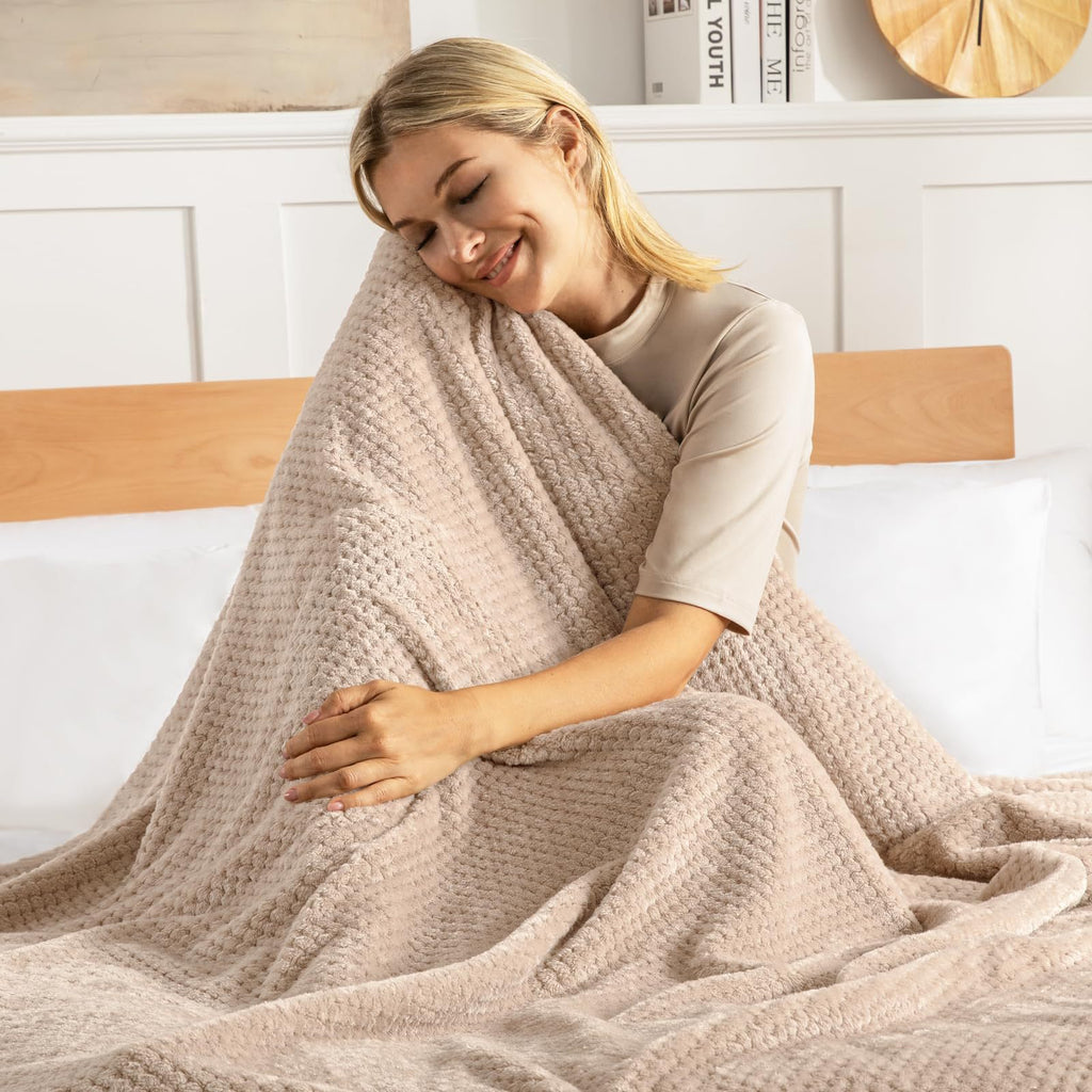 Couverture en peluche douce et chaude pour canapé ou lit confortable et confortable