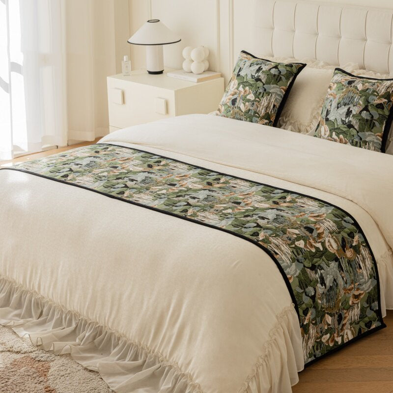 Retro Green Forest Bed Runner pour les lits