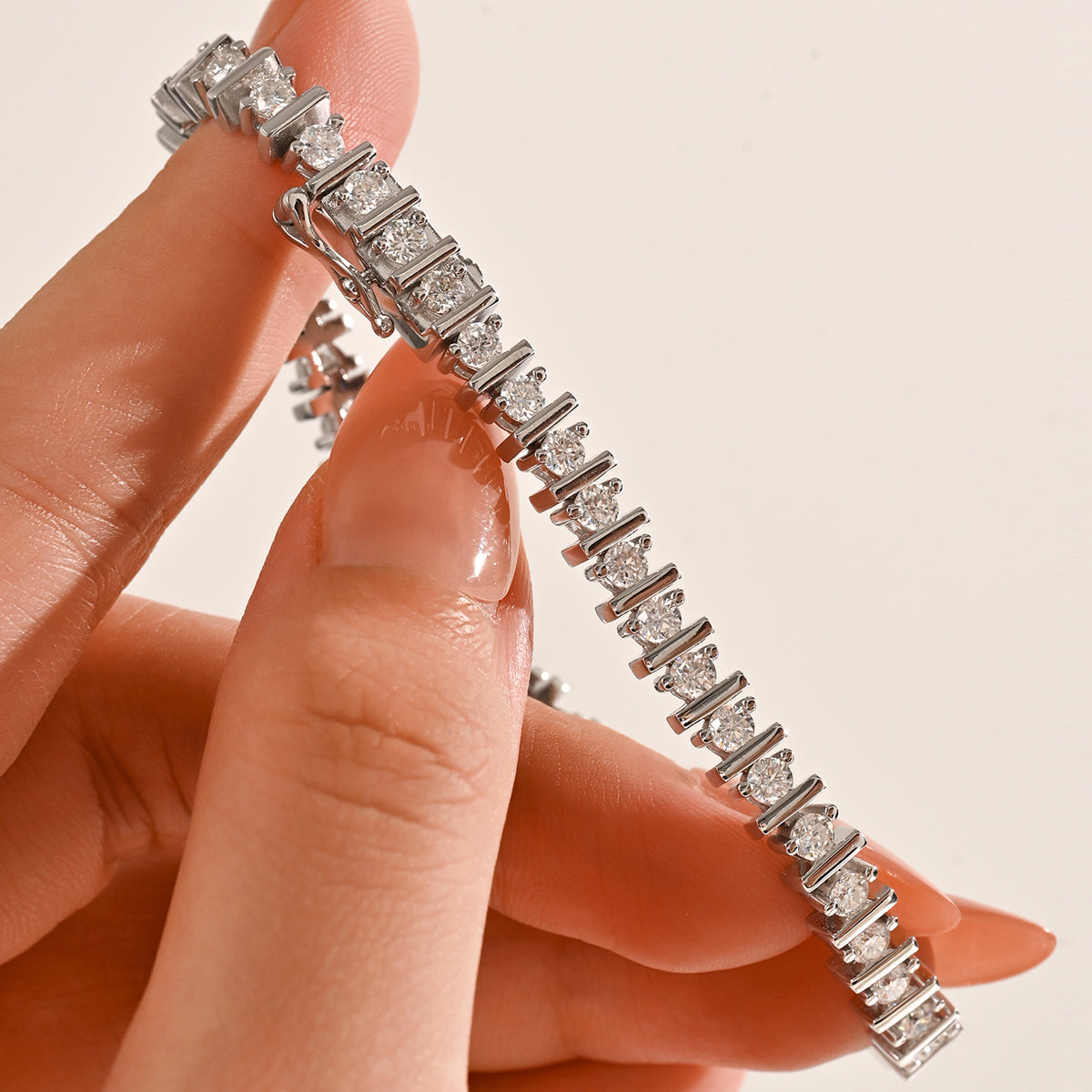 S925 Argent Sterling 44pcs 3mm Moissanite Bar Set Bracelet de tennis 15-18cm D Couleur VVS1 Pla
