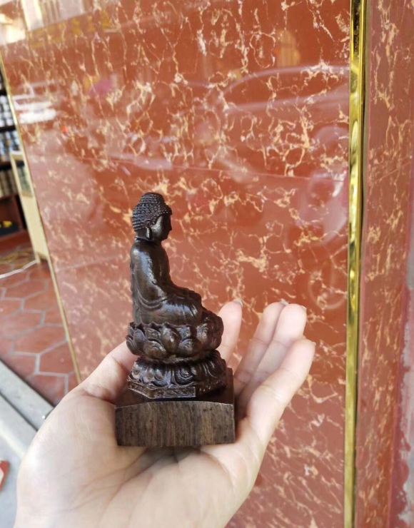 Pure Natural Black Wood Products Wood Carving Sakyamuni Bouddha Accueil Bureau Artisanat Ornement