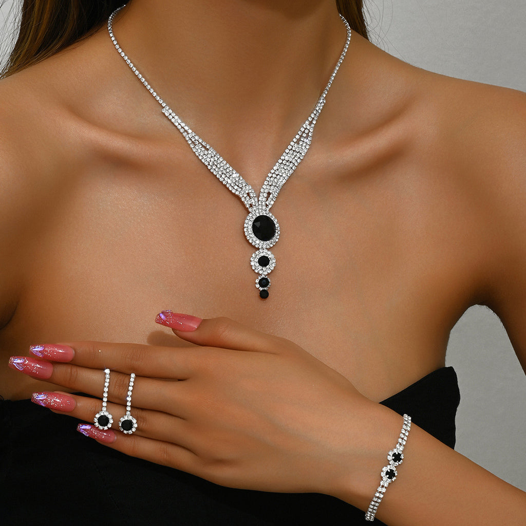 Collier geométrique de style européen et américain
