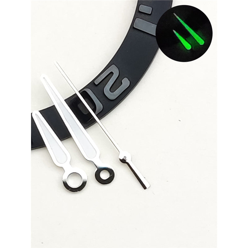 Les aiguilles de montres sont compatibles avec les mouvements NH35364R