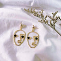 Boucles d'oreilles en perles de la personnalité du visage coréen