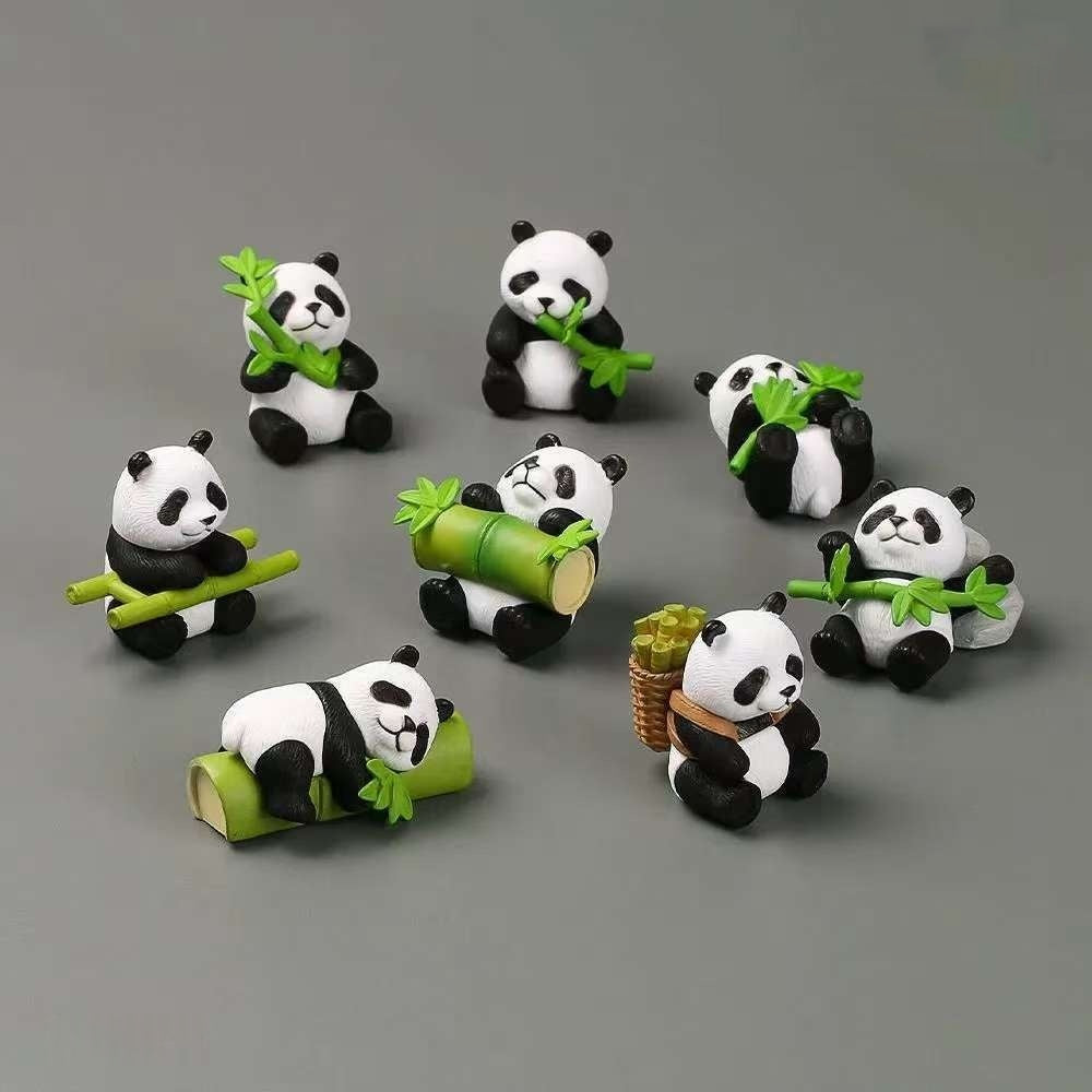 Ornement de bureau sac animal aveugle mignon Bamboo-Hugging Panda Doll Décoration de voiture