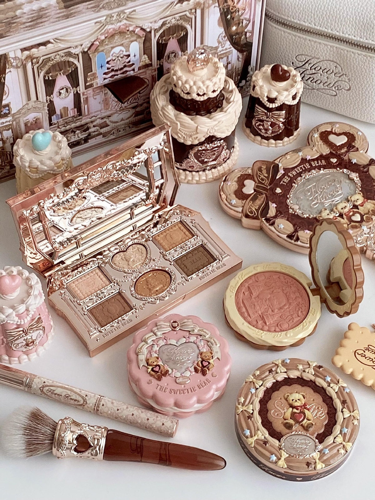 Sweetheart Bear Eyeshadow Palette Matte Shimmer Facile à utiliser