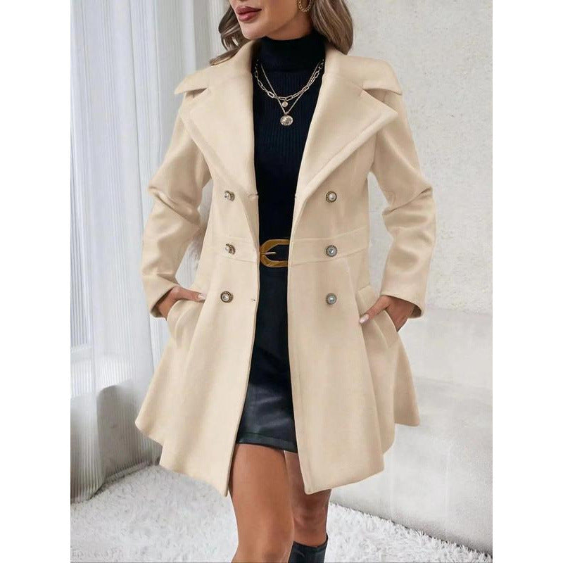 Manteau de laine à deux seins à l'automne d'hiver